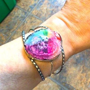 NWOT. Handmade Solar Quartz Druzy 925 Sterling Silver Plated Bangle. OS.